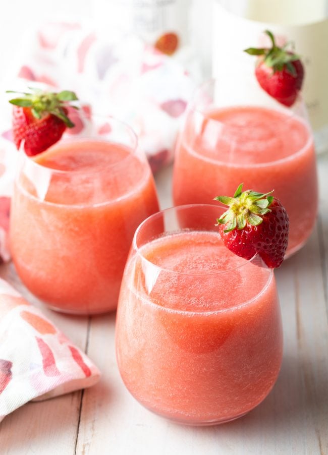 Frosé Recipe Vodka - quick and easy frozen Rose recipe